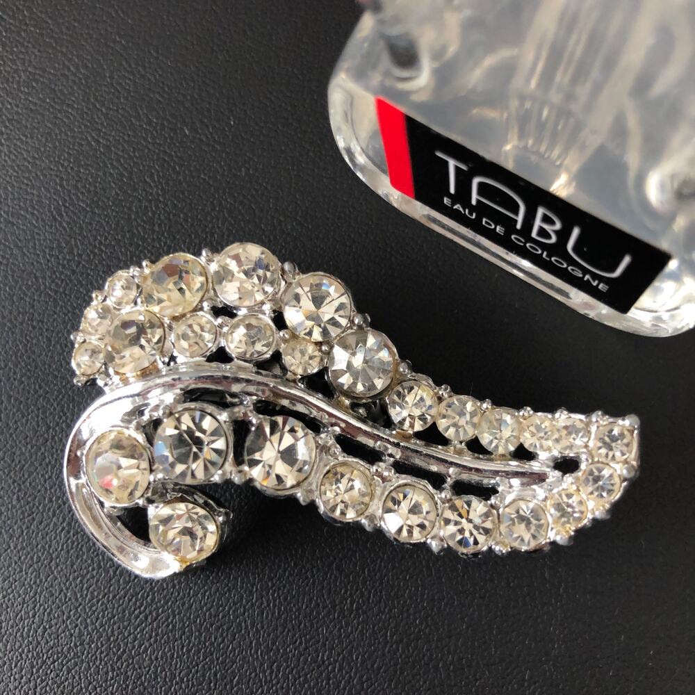 Vintage Rhinestone Leaf Brooch Pin